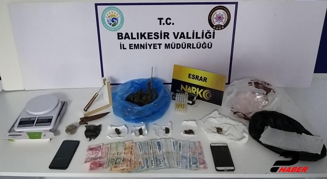 Balıkesir’de uyuşturucu operasyonlarında yakalanan 5 zanlıdan 1’i tutuklandı