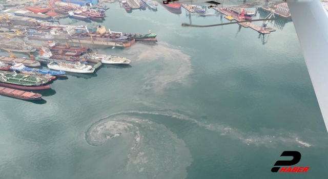 İstanbul Tuzla'da denizi kirleten gemiye 1,3 milyon lira ceza kesildi