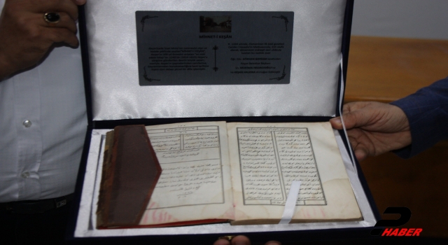 Osmanlı döneminde basılan "Mihneti Keşan" kitabı müzeye bağışlandı