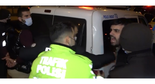 Bursa’da denetim yapan ekiplere mukavemet gösteren şahıslar gözaltına alındı