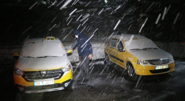 Kırklareli’nin yüksek kesimlerinde kar yağışı başladı