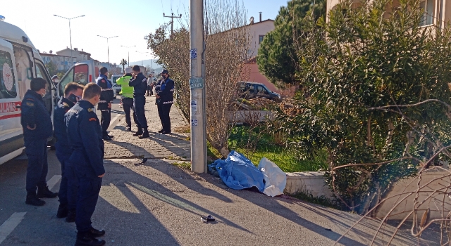 Çanakkale’de motosikletiyle kaza yapan uzman çavuş hayatını kaybetti