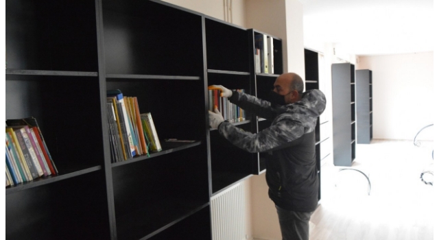 Keşan’da ”Bir Kitap Senden Olsun” kampanyasına kitap bağışları devam ediyor