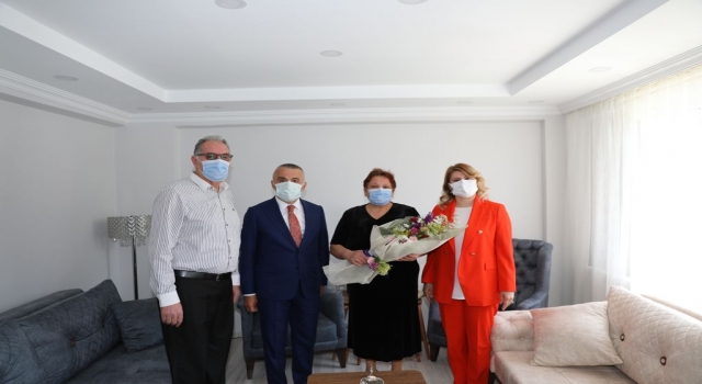 Kırklareli Valisi Bilgin, şehit ailelerini ziyaret etti