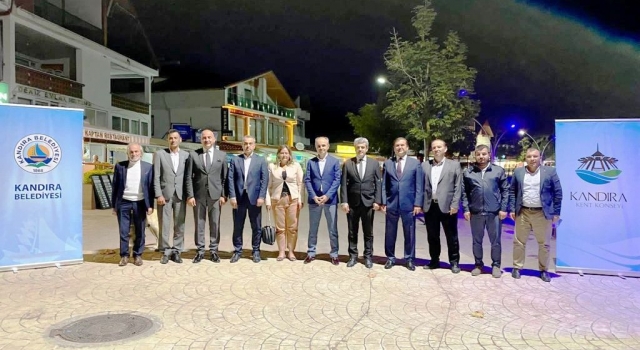 Kocaeli’de kent konseyi başkanları ve genel sekreterleri Kerpe’de buluştu