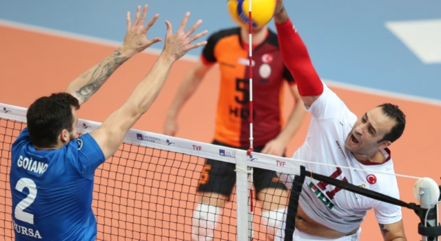 Voleybol: AXA Sigorta Efeler Ligi