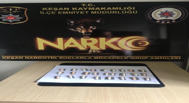 Edirne’de otomobilinde uyuşturucu ele geçirilen şüpheli gözaltına alındı