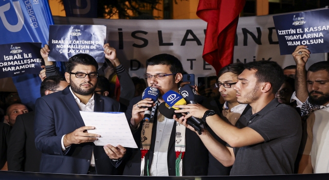 AGD İstanbul Şubesi üyeleri, İsrail’in Gazze Şeridi’ne yönelik saldırılarını protesto etti