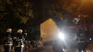 Gebze’deki yangında bir ev kullanılamaz hale geldi