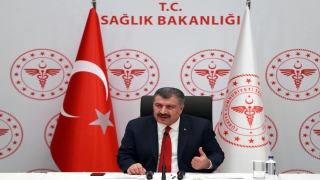 Bakan Koca: ”(Grip aşısı) Geçen yıla göre en az iki kat oranında aşının tedarik ediliyor olduğunu, bunu üç milyon, hatta daha fazlasına çıkartmak için gayret içinde olduğumuzu söylemek istiyorum.”
