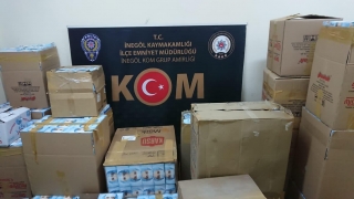Bursa’da kaçak olarak maske üreten fabrikaya operasyon 