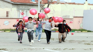 Dezavantajlı öğrencilerin ”rüzgar gülü” sevinci