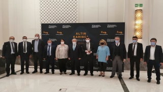 Osmaneli Belediyesi’ne ”Altın Karınca” ödülü verildi