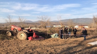 Balıkesir’de tarla sürerken traktörden düşen sürücü hayatını kaybetti