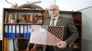 Ormanda atıl kalan çam kabuklarından ısı yalıtım malzemesi ürettiler