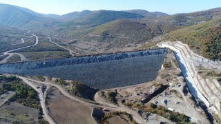 Balıkesir’de yapımı tamamlanan Adalı Barajı su tutmaya başladı