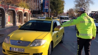 Edirne’de minibüs sürücülerine ”65 yaş üstü ve 20 yaş altı” uyarısı