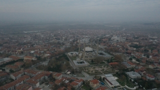  Trakya’da sokağa çıkma kısıtlaması nedeniyle cadde ve sokaklarda sessizlik hakim oluyor