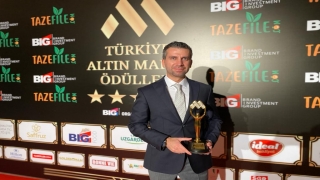 Medipol’e ” Türkiye Altın Marka Ödülleri”nde birincilik ödülü