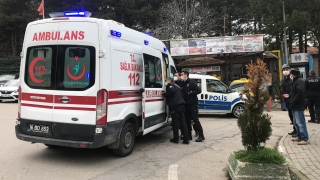 Bursa’da sahte içkiden zehirlendiği iddia edilen kişi hastaneye kaldırıldı