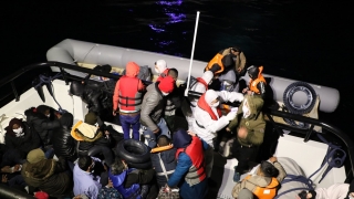 Çanakkale’de Türk kara sularına itilen 53 sığınmacı kurtarıldı