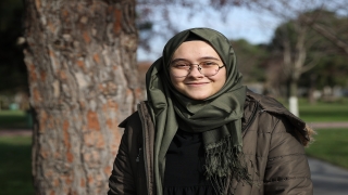 18 yaşındaki üniversiteli ”damar görüntüleme cihazı” tasarladı