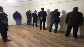 Sakarya’da evde kumar oynayan 10 kişiye para cezası verildi