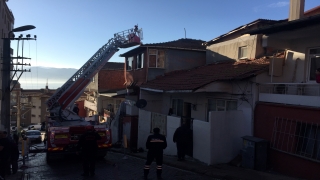 Kocaeli’de evde çıkan yangında 2 çocuk yaralandı