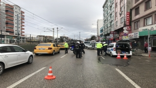 Bursa’da trafik kazasında 2 kişi yaralandı