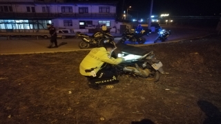 Bursa’da polisin ”dur” ihtarına uymayan motosiklet sürücüsü kaza yaparak yaralandı