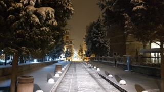 Bursa ve çevre illerde yoğun kar yağışı sürüyor