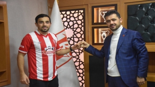 Aydeniz Et Balıkesirspor, Cemal Kızılateş’i transfer etti