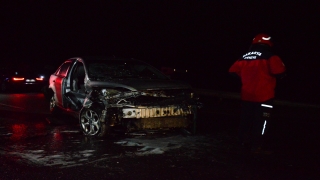 Sakarya’da otomobilin bariyere çarpması sonucu 1 kişi yaralandı