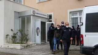 Bursa’da polis ekiplerine silahla ateş eden zanlı ile 4 kişi adliyede
