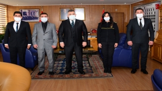 Kocaeli’nde rüşvet teklifini reddeden 3 polis ödüllendirildi