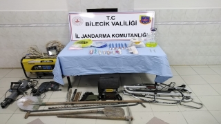 Gölpazarı’nda izinsiz kazı yaptıkları iddia edilen 3 kişi yakalandı