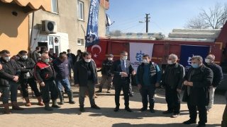 Kocaeli’de seraları zarar gören çiftçilere dayanıklı naylon desteği