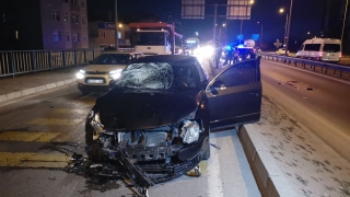Kocaeli’de otomobilin çarptığı motosikletin sürücüsü ağır yaralandı