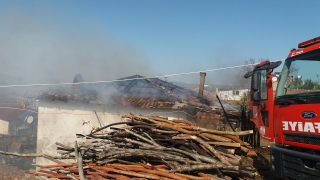 Bayramiç’te meydana gelen ev yangını maddi hasara sebep oldu 