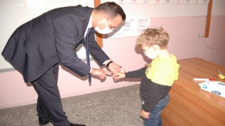 Gölpazarı Kaymakamı Şahin yüz yüze eğitime başlayan okulları ziyaret etti