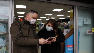 ”Çok yüksek riskli” illerden Edirne’de vatandaşlar marketlere HES kodu sorgulaması yapılarak alınıyor 