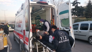 Kocaeli’de hafif ticari aracın çarptığı kadın yaralandı