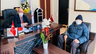 Kıbrıs gazisinden Gebze İlçe Sağlık Müdürü Dr. İlhan Kadıoğlu’na ziyaret