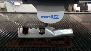 Bursa’da kurulu firma dünyanın önemli savunma sanayisi üreticilerine ”su jeti makinesi” ihraç ediyor