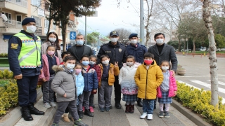 Osmaneli’de ”Yaya Önceliği Kırmızı Çizgimizdir” uygulaması yapıldı