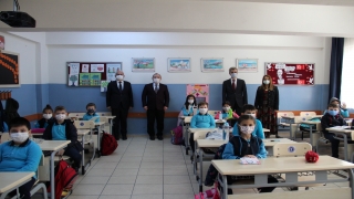 Balıkesir’de eTwinning projesiyle öğrencilerin sokak hayvanlarına duyarlılıkları artıyor