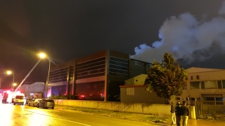 Bursa’da bir tekstil fabrikasında çıkan yangın ”buhar sistemiyle” söndürüldü