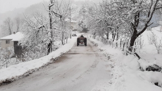 Zonguldak, Karabük, Bartın ve Sakarya’nın yüksek kesimlerinde kar yağışı etkili oluyor