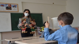 Bursa’dan Şırnak’taki ilkokul öğrencilerine kitap yardımı 
