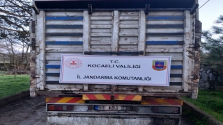 Kocaeli’de besicileri sahte çeklerle dolandırdıkları iddiasıyla 3 şüpheli yakalandı
